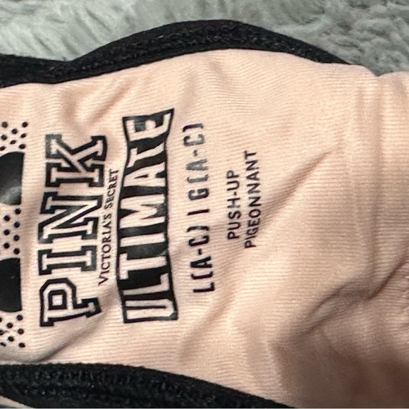 Victoria Secret Pink Sports Bra size Large - Picture 3 of 4